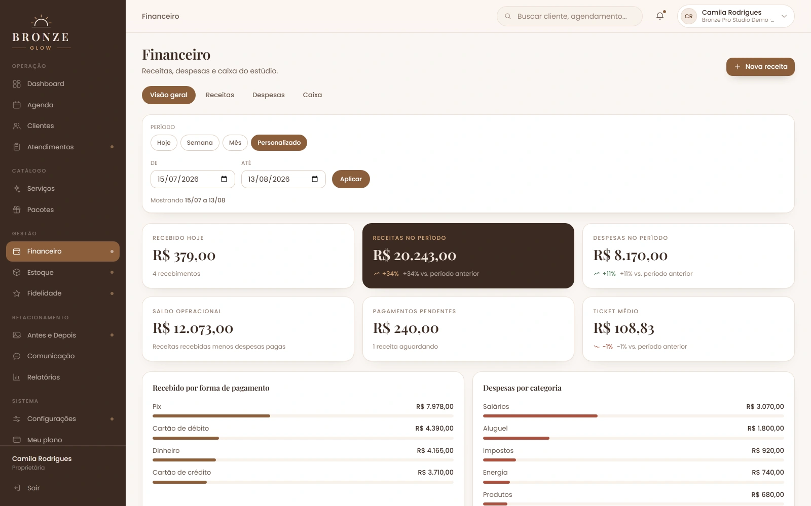 Tela de controle financeiro do sistema Bronze Pro, com receitas, despesas, saldo e formas de pagamento